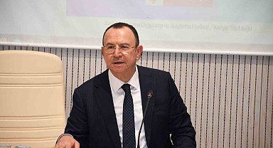 Gülsan Holding Yönetim Kurulu Başkanı Mustafa Topçuoğlu, Kilis'te Üniversitelilerle buluştu