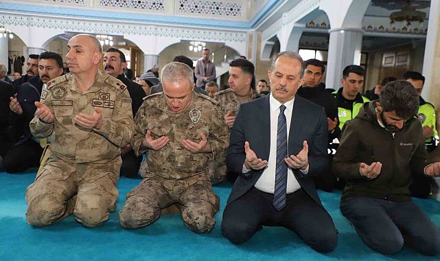 Hakkari'de şehitler için mevlit okutuldu