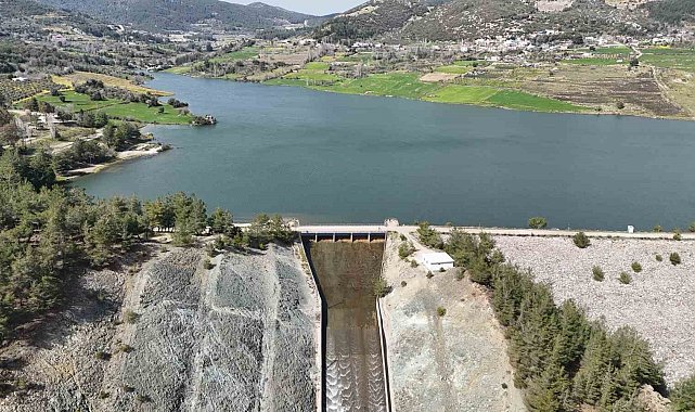 Hatay'da 3 ayda kentin 547 günlük içme suyu depolandı