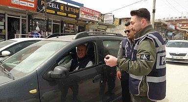 Hatay'da polis ekipleri hatalı park konusunda sürücüleri uyardı