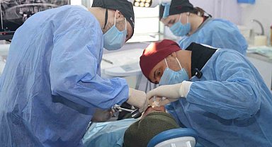 Iğdır Üniversitesi'nde bir ilk: Ağız ve Diş Sağlığı Hastanesi'nde implant tedavisi başladı