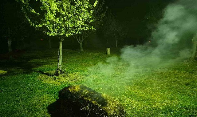 Iğdır'da çiftçiler meyve ağaçlarını dumanlama yöntemi ile soğuktan korudu