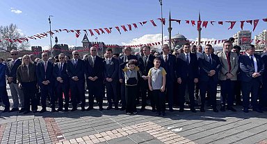 İl Milli Eğitim Müdürü Esen: "Dün olduğu gibi bugün de güvenli limanlarımız okullarımızdır"