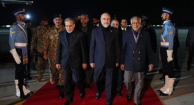 İran müzakere heyeti ABD ile görüşmeler için İslamabad'da