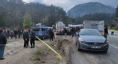 İş dönüşü yaşanan ve 7 kişinin hayatını kaybettiği feci kaza sonrası yol trafiğe açıldı