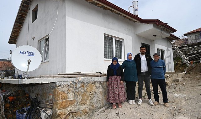 Isparta Belediyesi'nden evi yanan aileye yeni ev