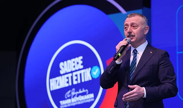 İzmir'de Başkan Tugay vatandaşlarla buluştu