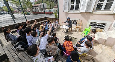 İzmir'de çocuklara özel kütüphane