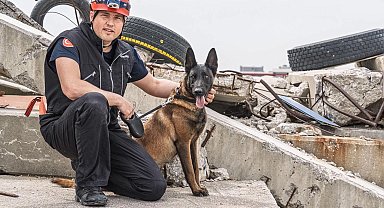 İzmir'de Momo enkaz için eğitiliyor