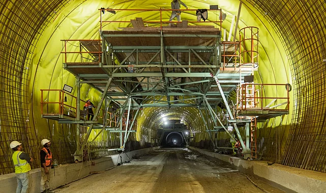 İzmir'de Onat Tüneli'nde çalışmalar tam gaz