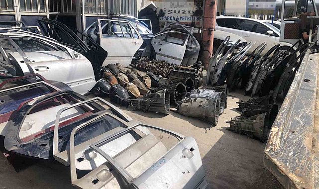 Kaçak oto parçasıyla 2 milyonluk haksız kazanç hedefleniyordu, polis "dur" dedi