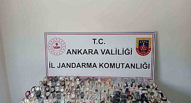 Kaçak saat operasyonunda 3,2 milyon liralık ürün ele geçirildi