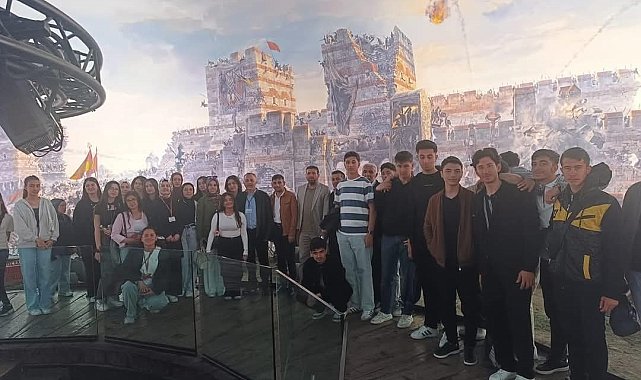 Kahta Belediyesi'nden öğrencilere gezi programı