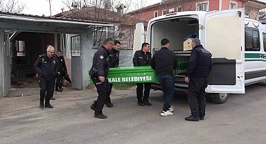 Kan donduran cinayet: İki kardeş bir oldu, babalarını bıçak ve baltayla öldürdü