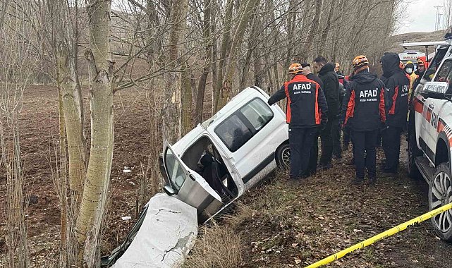 Kanser hastası babasını hastaneye götürürken kaza yaptı: 3 ölü
