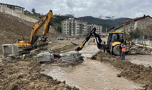 Karabük'te sağanak yağış sonrası dereler taştı