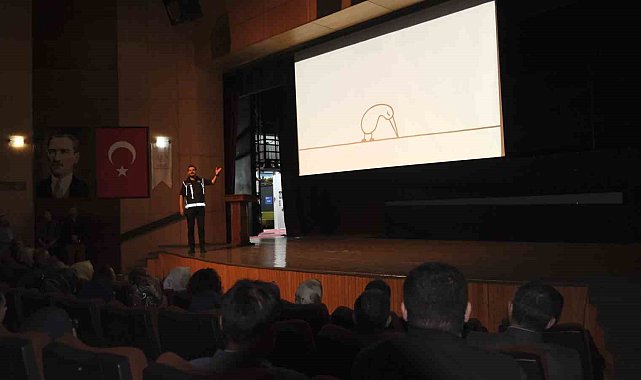 Karaman'da "En iyi narkotik polisi anne" semineri