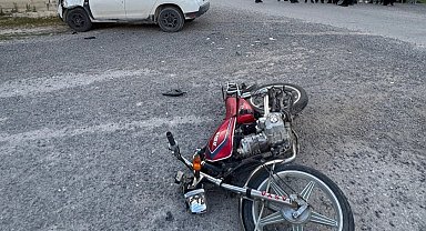 Karapınar'da motosiklet ile otomobil çarpıştı: 1 yaralı