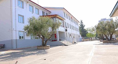 Katliamın yaşandığı Ayser Çalık Ortaokulu 23 Nisan'da sessiz