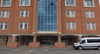 Kavga ettiği husumetlisini öldüren sanığa haksız tahrik indirimi