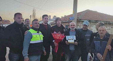 Kavgayı ayırmaya gelen polisleri davul-zurnayla karşıladılar