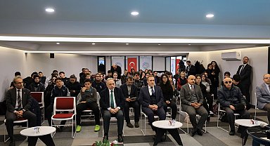 Kayseri Talas'ta Alev Alatlı Okumaları zamanı