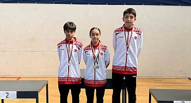 Kayserili raketler Bulgaristan'da madalyaları topladı