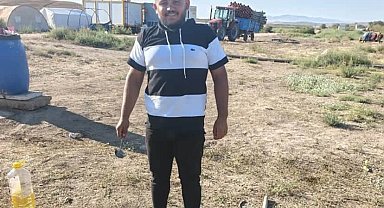 Kazada ağır yaralanan baba ve 3 yaşındaki kızını ölüm ayırdı