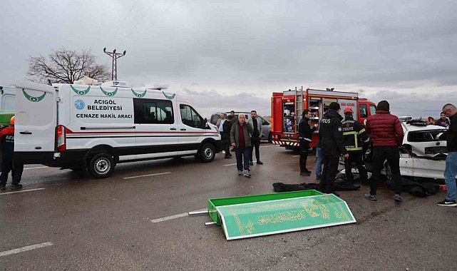 Kazada eşi ve 2 çocuğunu kaybeden anne de yaşam mücadelesini kaybetti