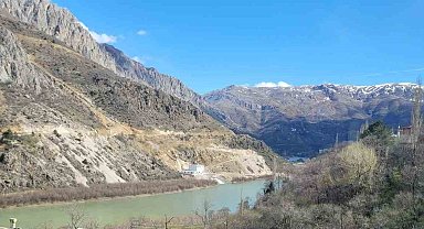 Kemaliye'de yol çalışması sonrası köylülerden asfalt talebi