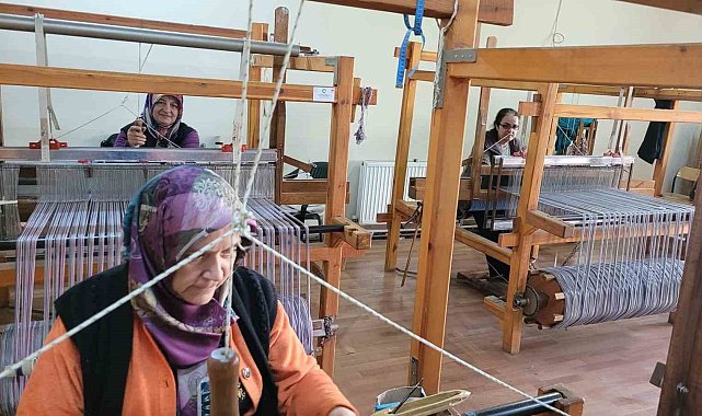 Kemaliye'nin geleneksel "Gazenne" kumaşı yeniden hayat buluyor