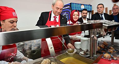 Kepez Kent Lokantası'na vatandaşlardan yoğun ilgi