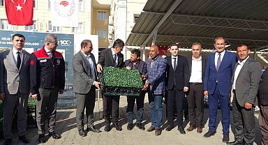 Kilis'te 320 çiftçiye üzüm şalı, 250 çiftçiye 400 bin fide desteği