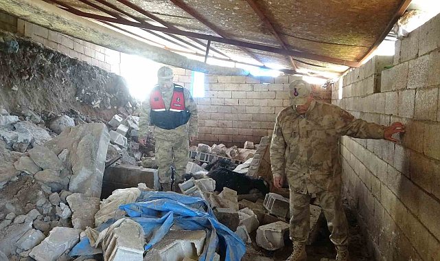 Kilis'te toprak kayması: Ahır çöktü, 40 hayvan telef oldu