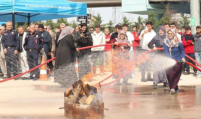 Kırsalda yangına ilk müdahale kadınlardan