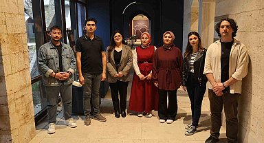 Kırşehir'de gençler 88 saatlik eğitimin ardından müzede rehberlik yapıyor