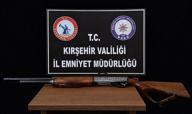 Kırşehir'de polis ruhsatsız silah ele geçirdi