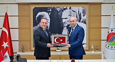 KKTC Başbakan Yardımcısı Ataoğlu, Kepez Belediyesi'nde