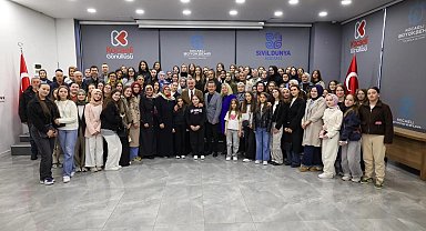 Kocaeli'de Başkan Büyükakın'dan soydaş öğrencilere misafirperverlik