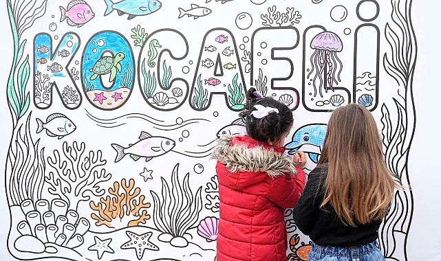 Kocaeli'de dev küp, çocukların dünyası ile renklendi