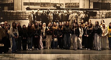 Kocaeli'de İskeçeli gençler şehri keşfetti