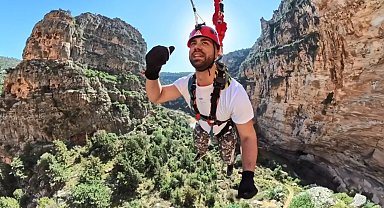 Korku ve heyecan bir arada: Mersin'de 5 saniye süren 220 metreden halatla atlama çılgınlığı