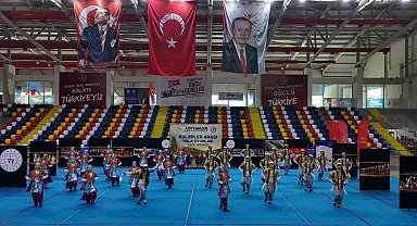 Kulüpler arası halk oyunları bölge yarışması Adıyaman'da coşkuyla tamamlandı