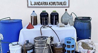 Kumluca'da 800 litre kaçak alkol ele geçirildi