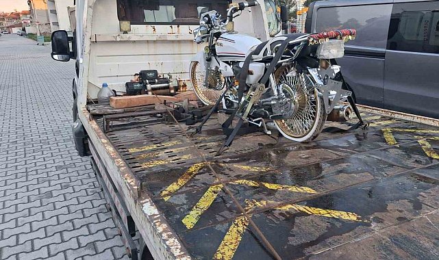 Kütahya'da 'Dur' ihtarına uymayan ehliyetsiz ve plakasız sürücüye 326 bin TL ceza