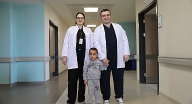 Kütahya'da minik hastaya kritik operasyon