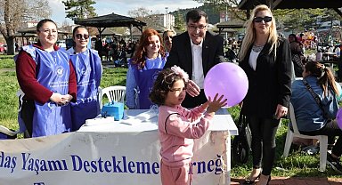 Kütahya'da Romanlar Günü coşkusu Kent Park'ta yaşandı