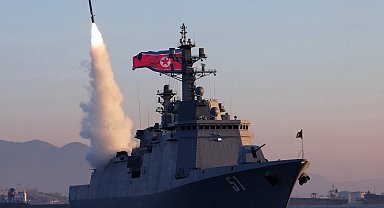 Kuzey Kore, Choe Hyon savaş gemisinden yeni füze denemeleri gerçekleştirdi