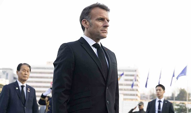 Macron: "Hürmüz Boğazı'nın askeri operasyonla açılması fikri gerçekçi değil"