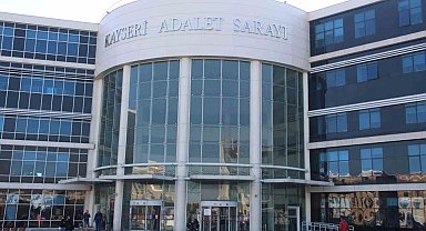 Maket bıçağı ile eşini yaralan sanığın yargılanmasına devam edildi